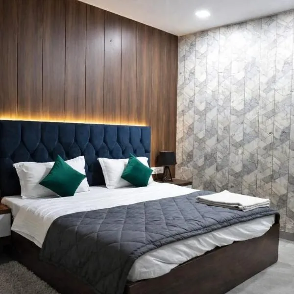 Viesnīca Himalaya Palace by SG Hospitality Ņūdeli