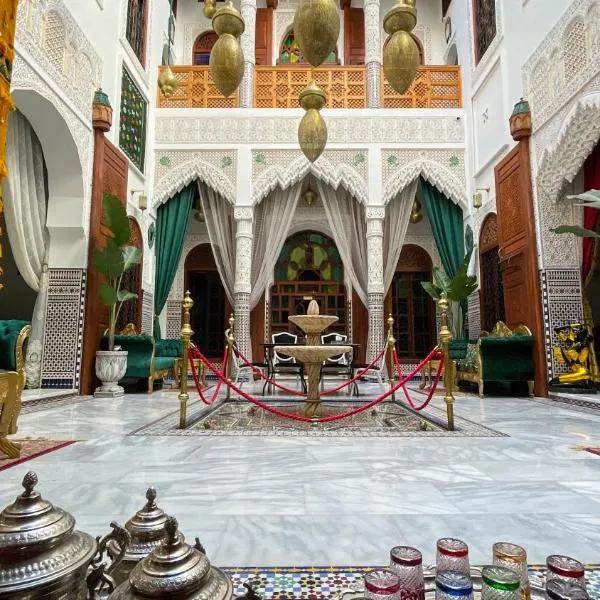 Riad Jnane Fes Medina & Luxury Palace, готель у Фесі