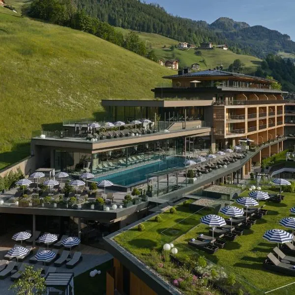 DAS EDELWEISS - Salzburg Mountain Resort, hotel Grossarlban