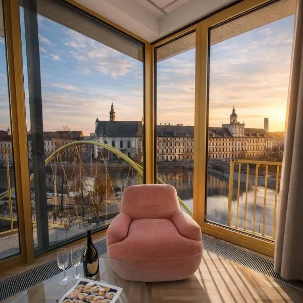 Boulevard Drobnera - ApartHotel Premium z widokiem na Odre, отель во Вроцлаве