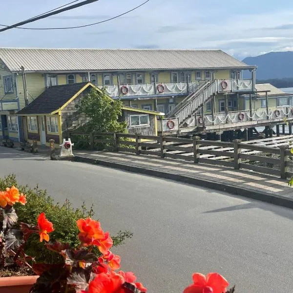 Seine Boat Inn, hotel in Alert Bay