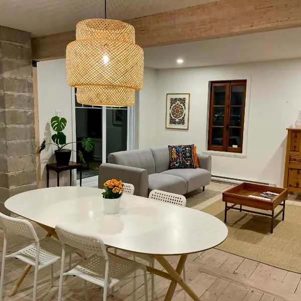 Magnifique appartement Vieux-Lévis,位于莱维斯的酒店