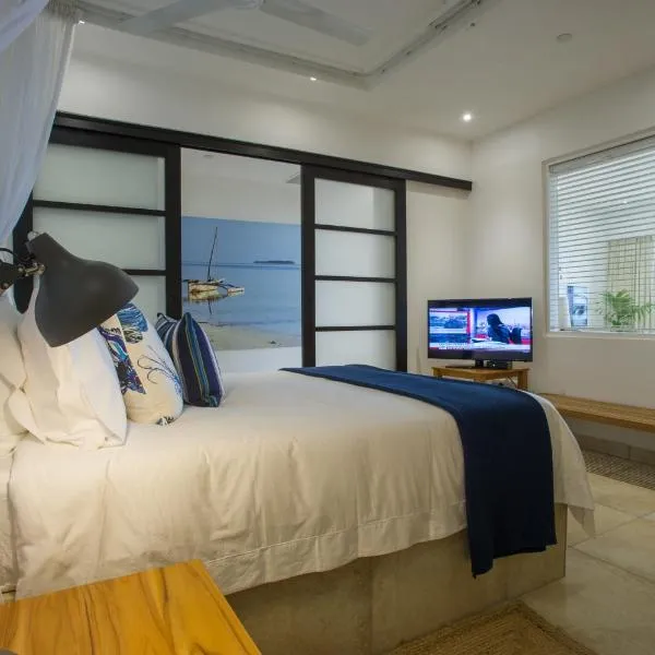 The Oyster Bay Hotel Suites, Hotel in Daressalam