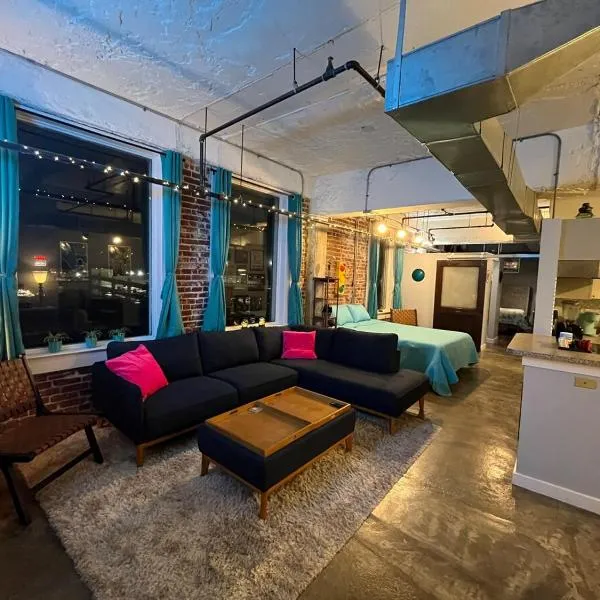 Urban Forge Loft downtown near Beale, hotel en Memphis