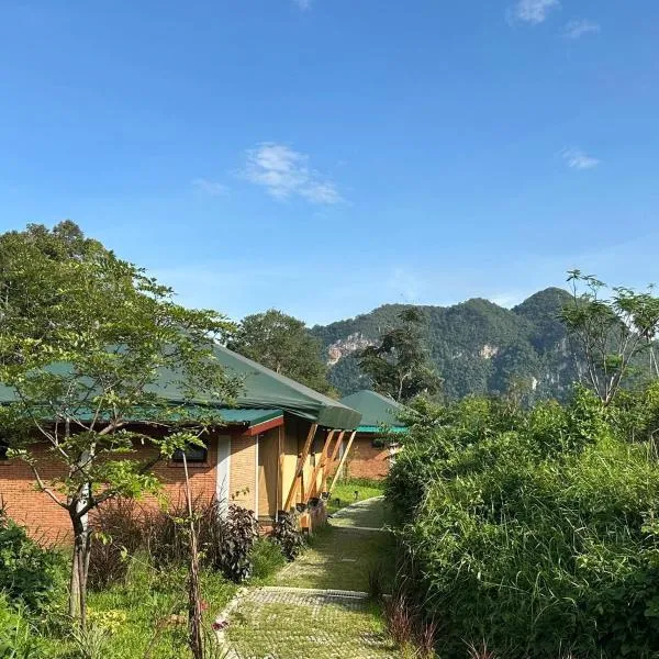 THANYAWANA Glamping Tents, hotel em Parque Nacional de Khao Sok