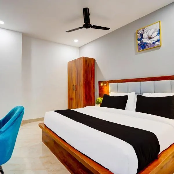 Super Townhouse Status By Sbg Near Anand Vihar Vaishali Metro Station, hotel en Ghaziabad