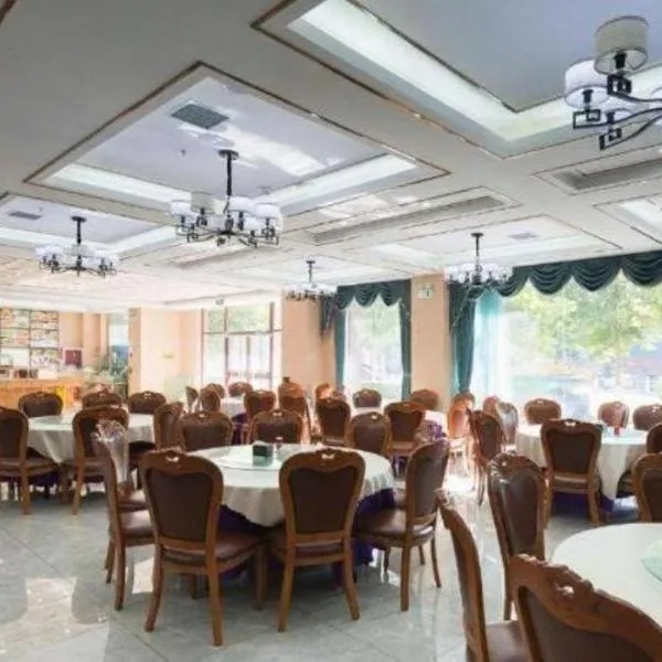 GreenTree Inn Qinhuangdao Changli County Guangyuan Life Square Duanyang Street East Section, hotel v destinácii Zhangjiazhuangzhan