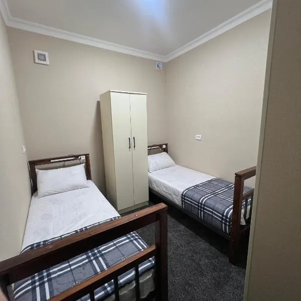 Hostel Mevazor, hotel v destinaci Katartal