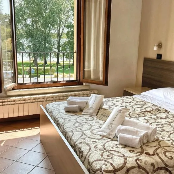 Residenza Bibiena - Lake View -, hotel a Mantova