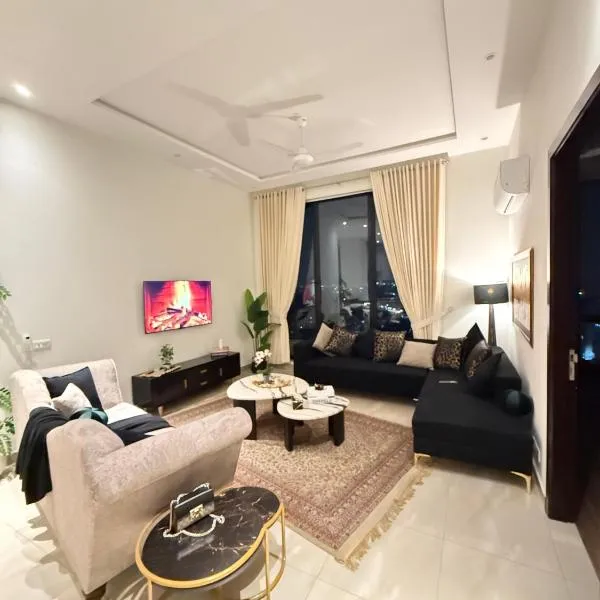 1BHK Luxury Penthouse Gulberg Zameen Aurum, hotel v destinácii Láhaur