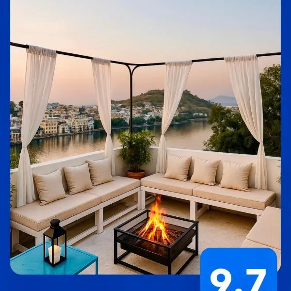 Turtle Hostel Udaipur- 10 mtr from Lake, hotel em Udaipur