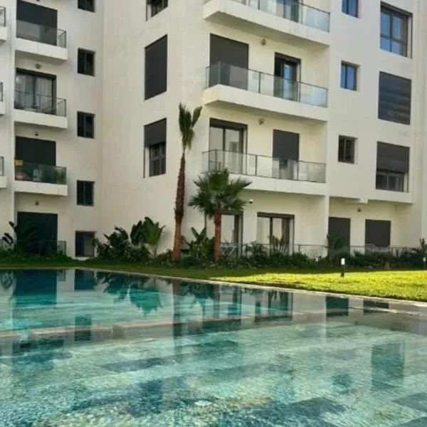 CMN airport apartment, hotelli kohteessa Nouaseur