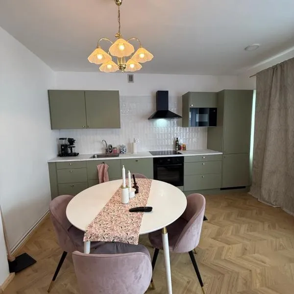 Central Kauppakatu Apartment, hotel a Joensuu