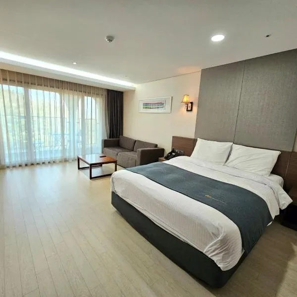 Hotel Thesoom Forest, hotel em Yongin