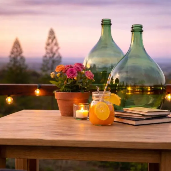 Pure Crete - Tiny House & Luxury Tent, hotel em Chania