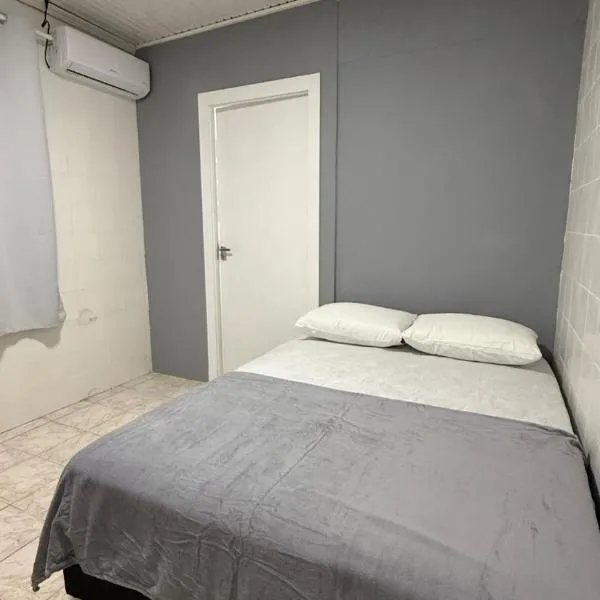 Flat aconchegante e bem localizado em área central, hotel u gradu Šapeko