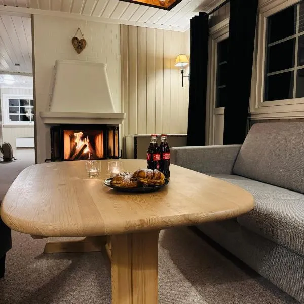 Koselig hytte midt i fredelige omgivelser, khách sạn ở Geilo