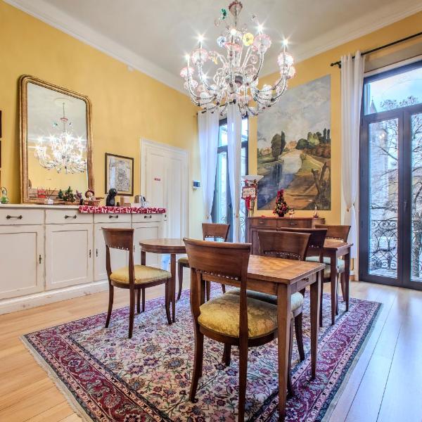 Casa Esvael - Historic Rooms in Verona City Center, Верона