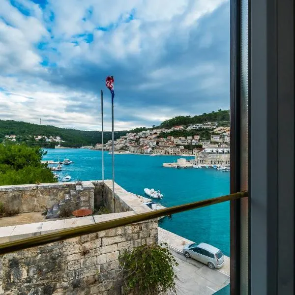 Rooms Bed and Breakfast Blanc: Pučišća şehrinde bir otel