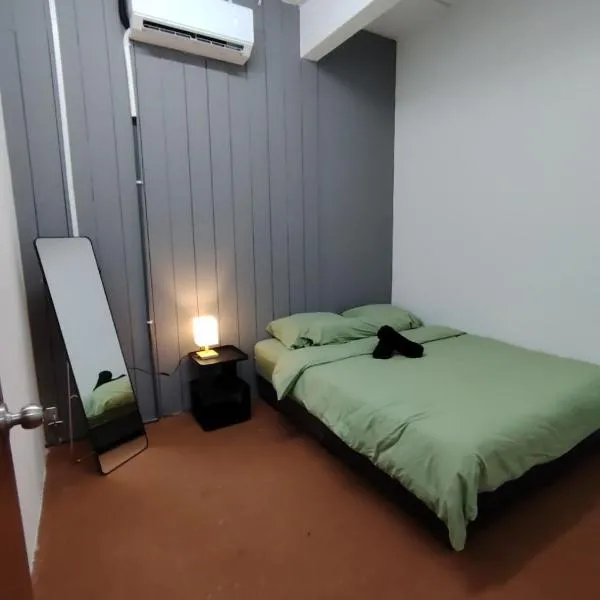 Ayla Hostel at MITC, מלון באייר קרו