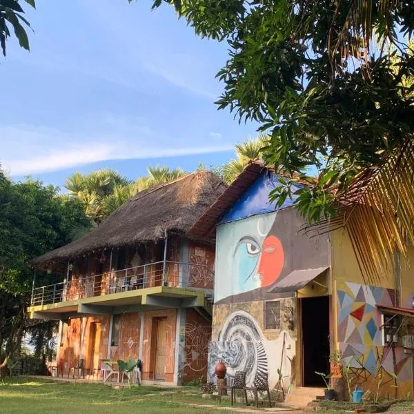 오로빌에 위치한 호텔 Chapters Farm Stay