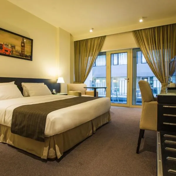 Hotel Cavalier, hotel in Beirut