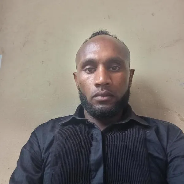 Abdulbaasit, hotel en Robē