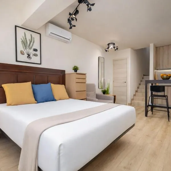 Beachfront Design LUX Studio Apartment, viešbutis mieste Estepona