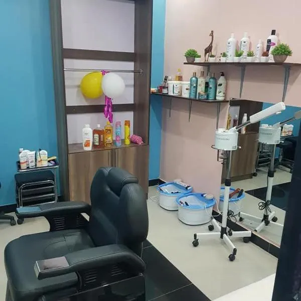 Sandfields Lodwar Hotel & Spa, hotel a Lodwar