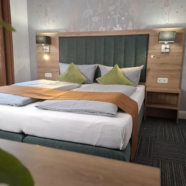 Hotel Am Schwarzen Berg, viešbutis mieste Štadė