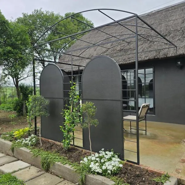 Viesnīca The House On The Hill pilsētā Lanserija