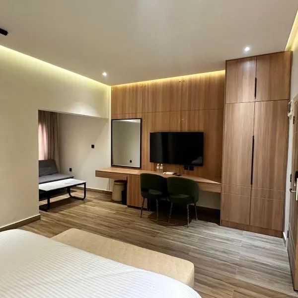 Hamsun Shahrah-e-Faisal Extension, khách sạn ở Karachi