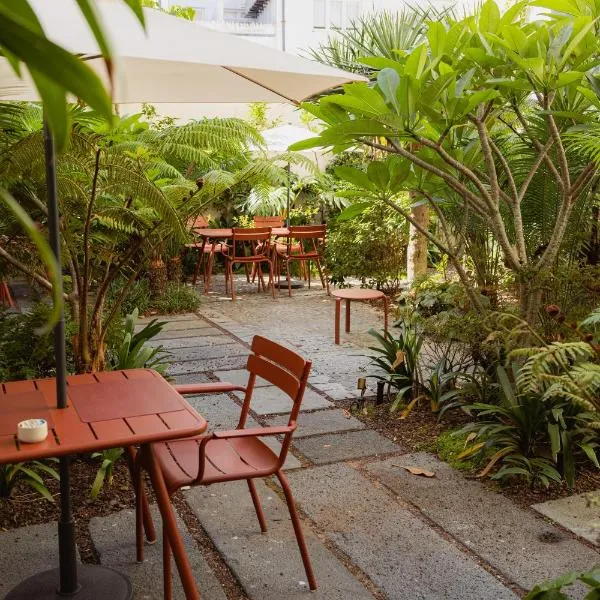 NINE DOTS Azorean Art Boutique Hotel, hotel en Ponta Delgada