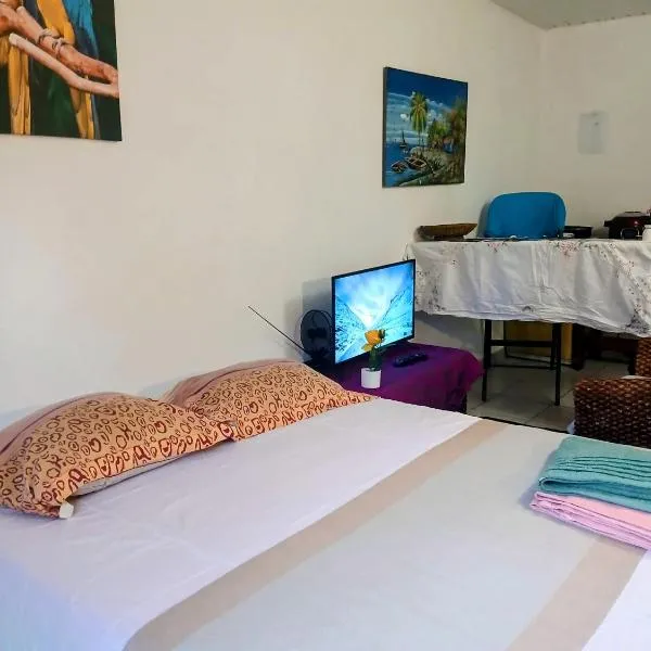 Le Milano, מלון בקורו