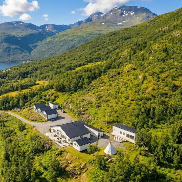 Arctic Panorama Lodge, hotel em Uløybukta