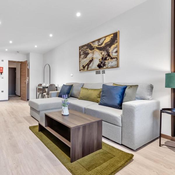 Green Studio Suite - Central London - Near Station, London