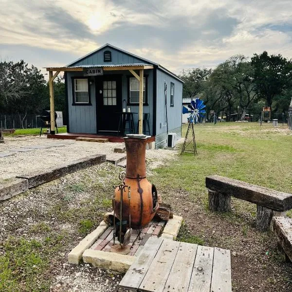 Tiny house - Our little piece of paradise – hotel w mieście Lakehills