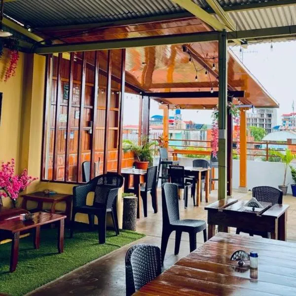 Heliconia's Inn, hotell i Puerto Maldonado