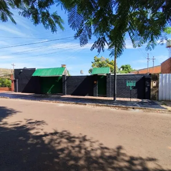 Cápsula 127, hotel a Puerto Iguazú