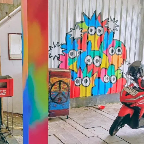 Beran-kidul에 위치한 호텔 White Gloves