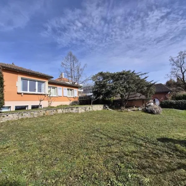 Beautiful villa in Pully - Lavaux, hotel di Pully