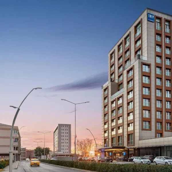Tryp by Wyndham Istanbul Topkapi, hotel in Istanbul