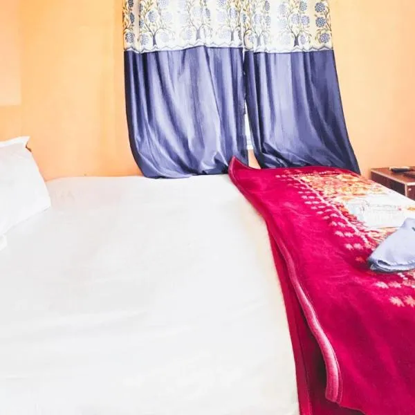 Ello Hotel, hôtel à Kuch Bihār