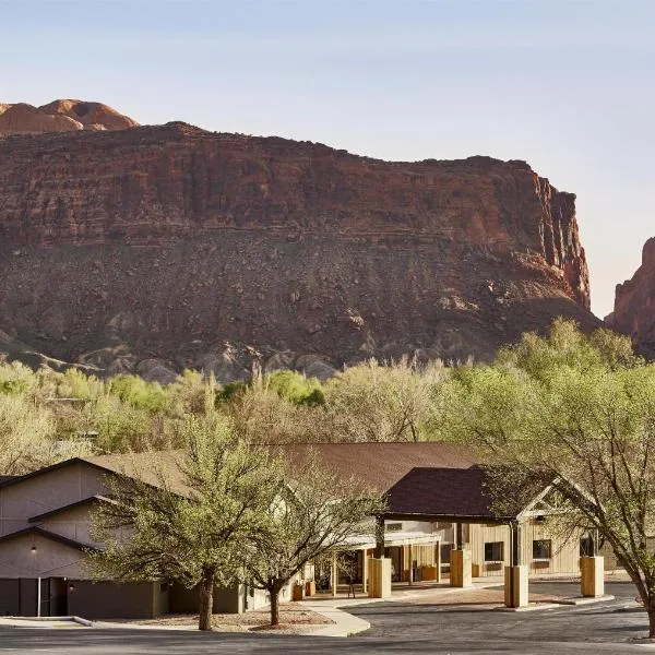 Slackline Moab, Outset Collection by Hilton, hotel Moabban