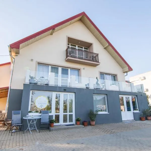 Balkonett Vendégház, hotel in Balatonfüred