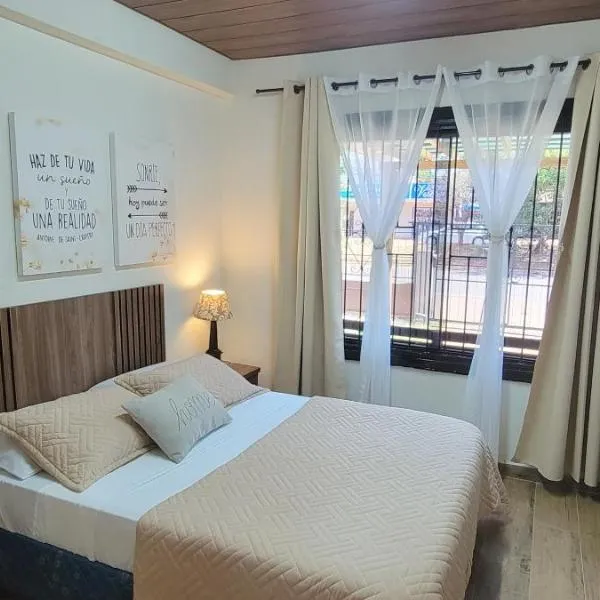 Hostal La Esquina en Ciudad del Este, khách sạn ở Ciudad del Este