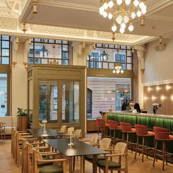 Palatinus Grand Hotel, khách sạn ở Pécs
