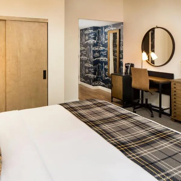 Hotel Indigo Boston Garden by IHG, хотел в Бостън