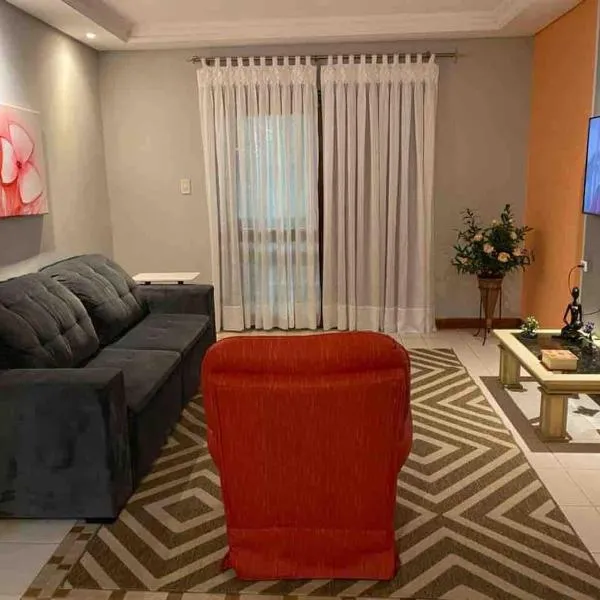 Large Central Apartment - Best Location, khách sạn ở Santo Ângelo