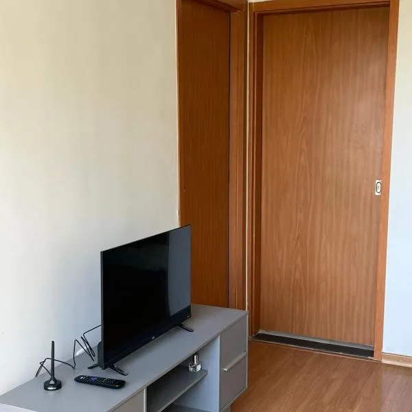 Apto aconchegante Humaita, hotel in Porto Alegre